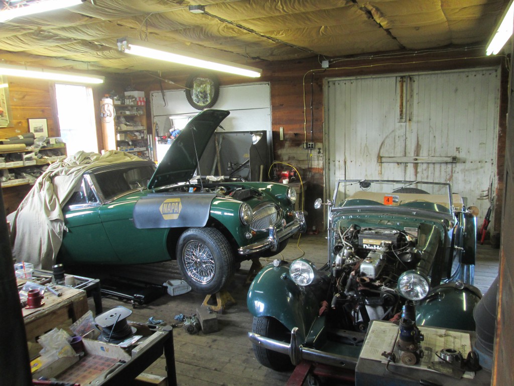 Green cars in the 'Morgan' room